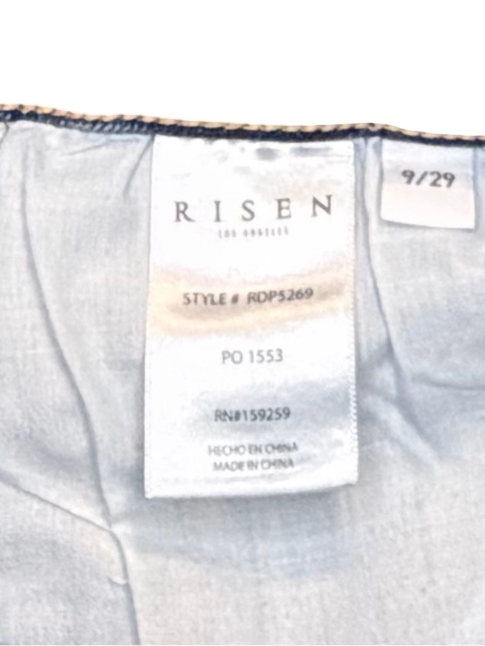 RISEN | SIZE 29 | PEYTON MID RISE TAPERED DISTRESSED JEAN PAINT SPLATTER DESIGN - Picture 9 of 10